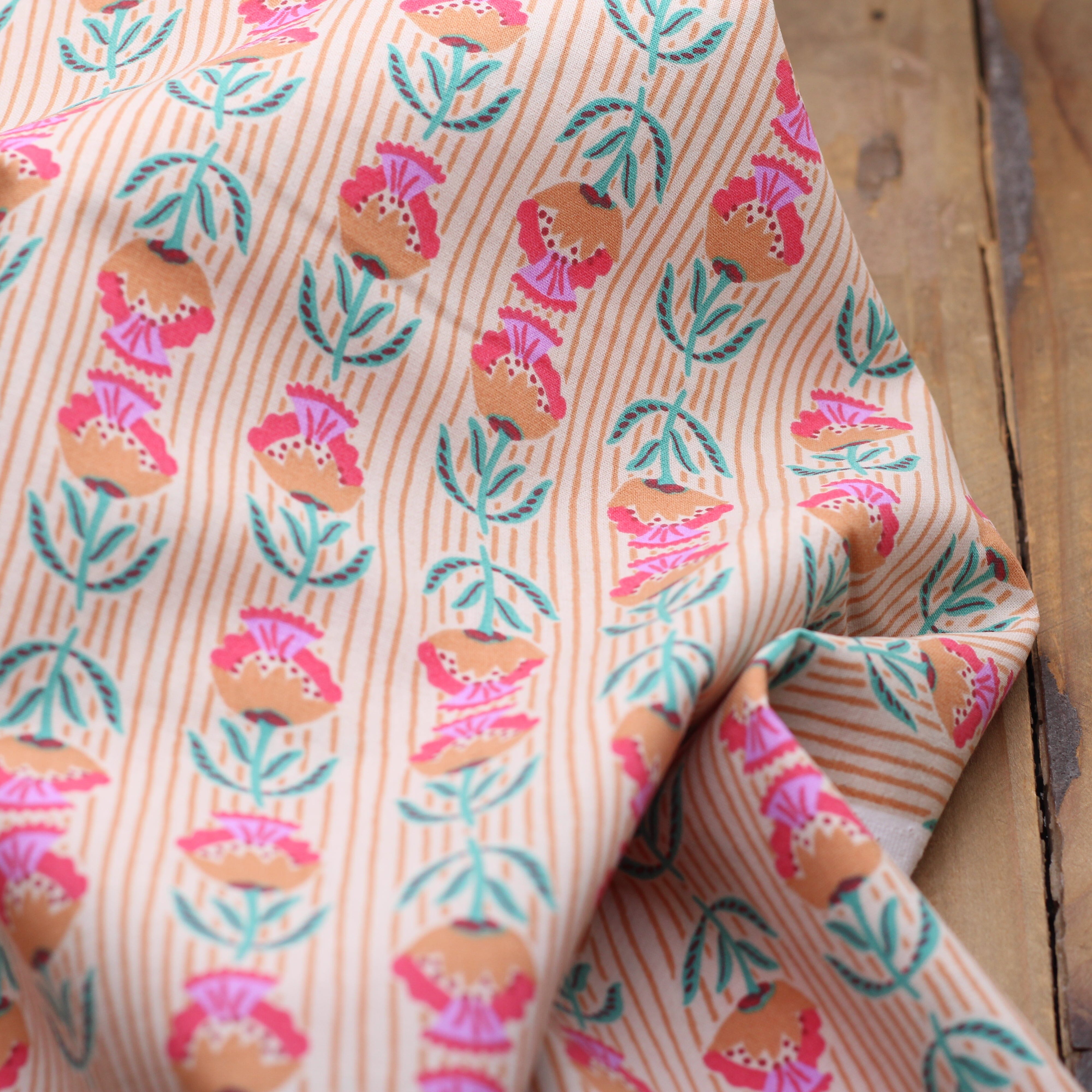 Tissu popeline de coton - SURI - Ecru (vendu x10cm) Tissus DOMOTEX | Gaspard et Léonie Tissus en ligne et Mercerie à Toulouse