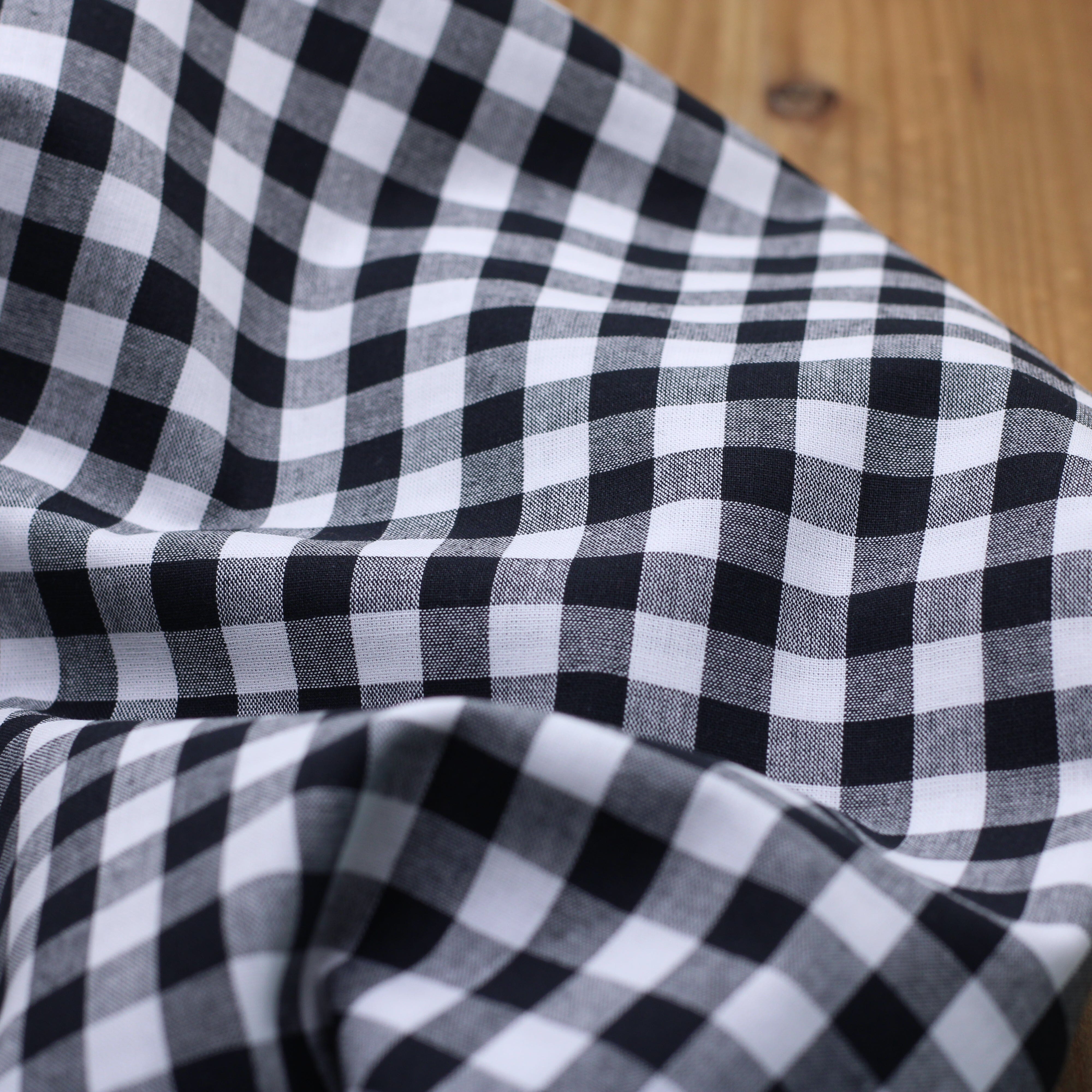 Tissu popeline de coton VICHY - Noir (Vendu x10cm) Tissus Sélection Gaspard & Léonie | Gaspard et Léonie Tissus en ligne et Mercerie à Toulouse