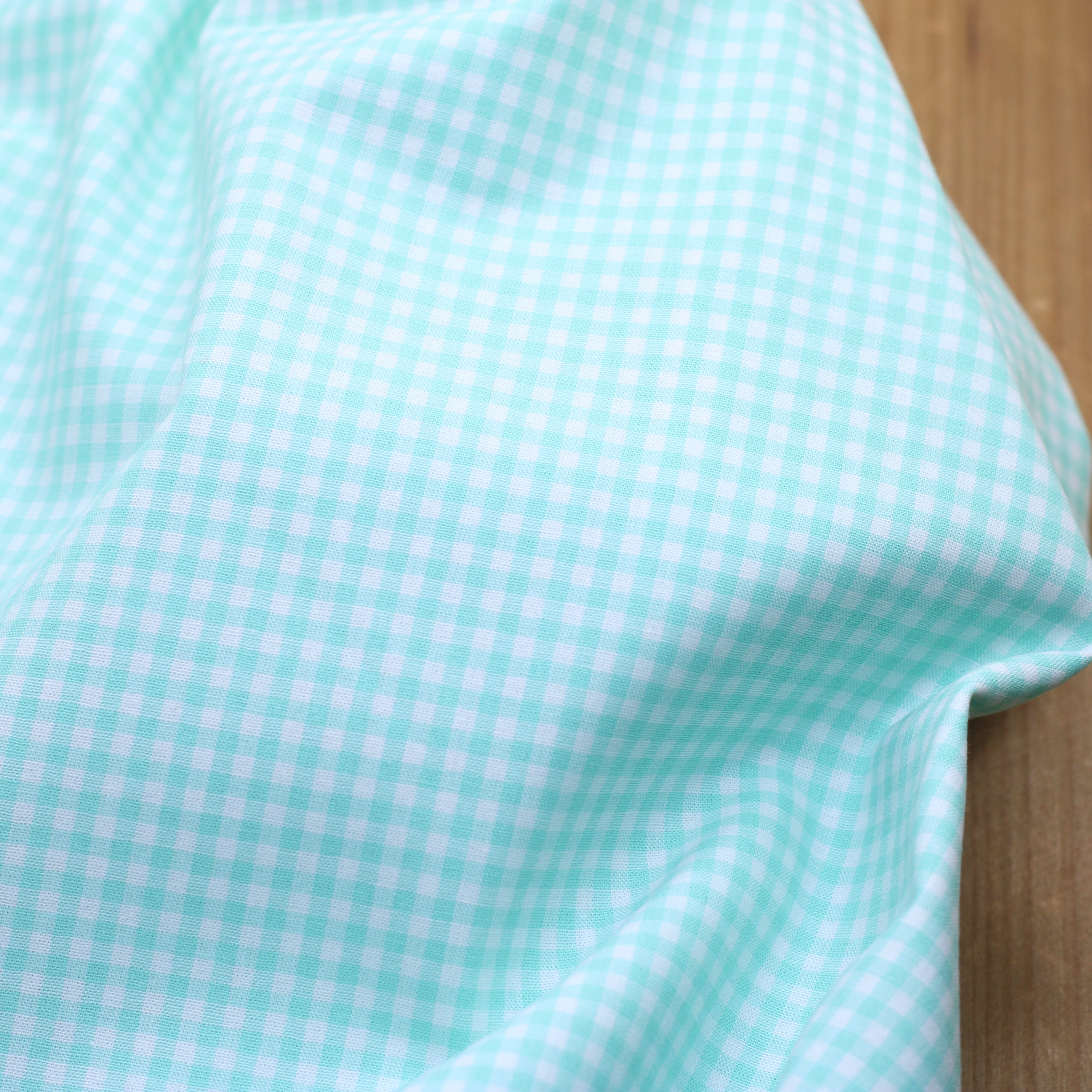 Tissu popeline de coton VICHY - Vert Menthe (Vendu x10cm) Tissus Sélection Gaspard & Léonie | Gaspard et Léonie Tissus en ligne et Mercerie à Toulouse