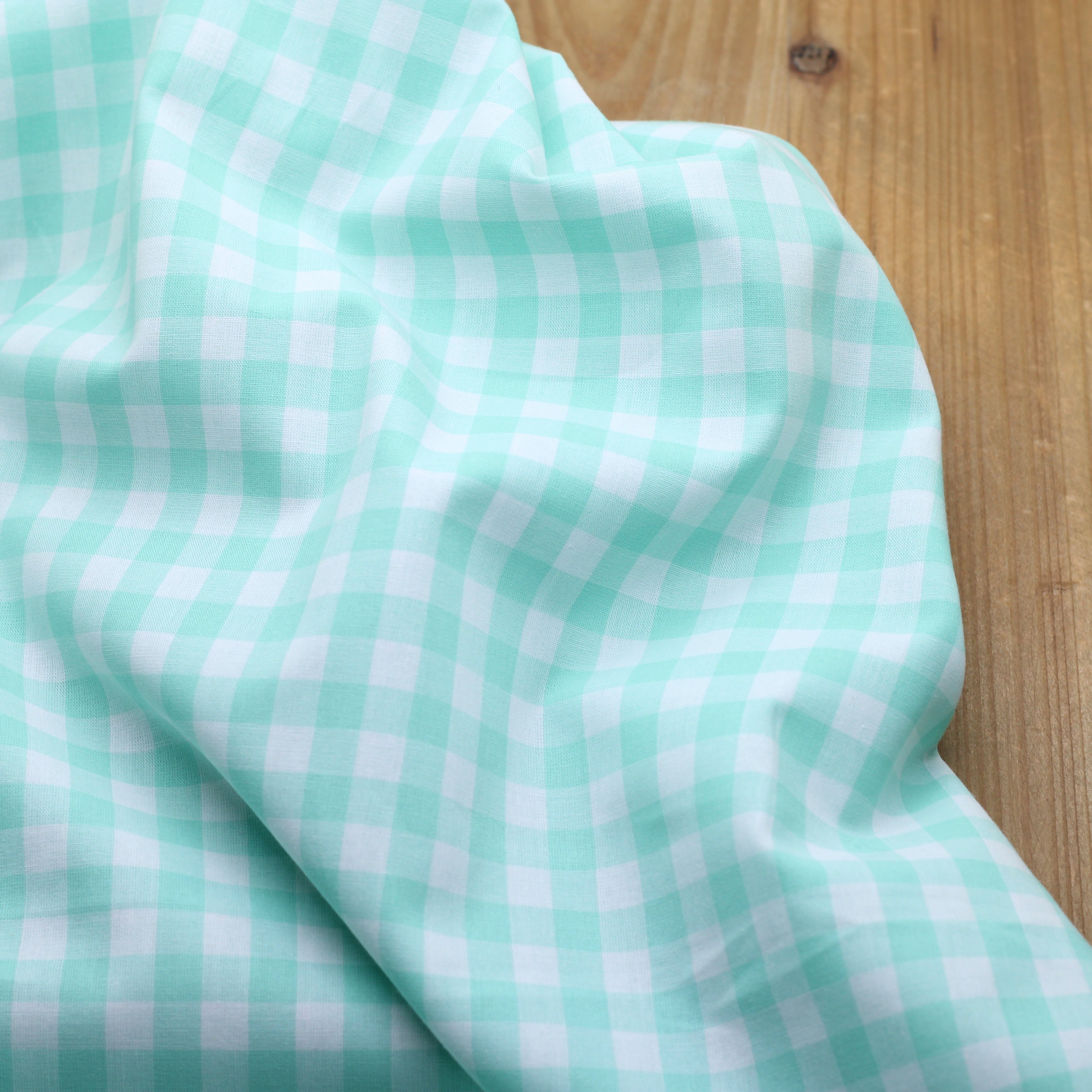 Tissu popeline de coton VICHY - Vert menthe (Vendu x10cm) Tissus Sélection Gaspard & Léonie | Gaspard et Léonie Tissus en ligne et Mercerie à Toulouse