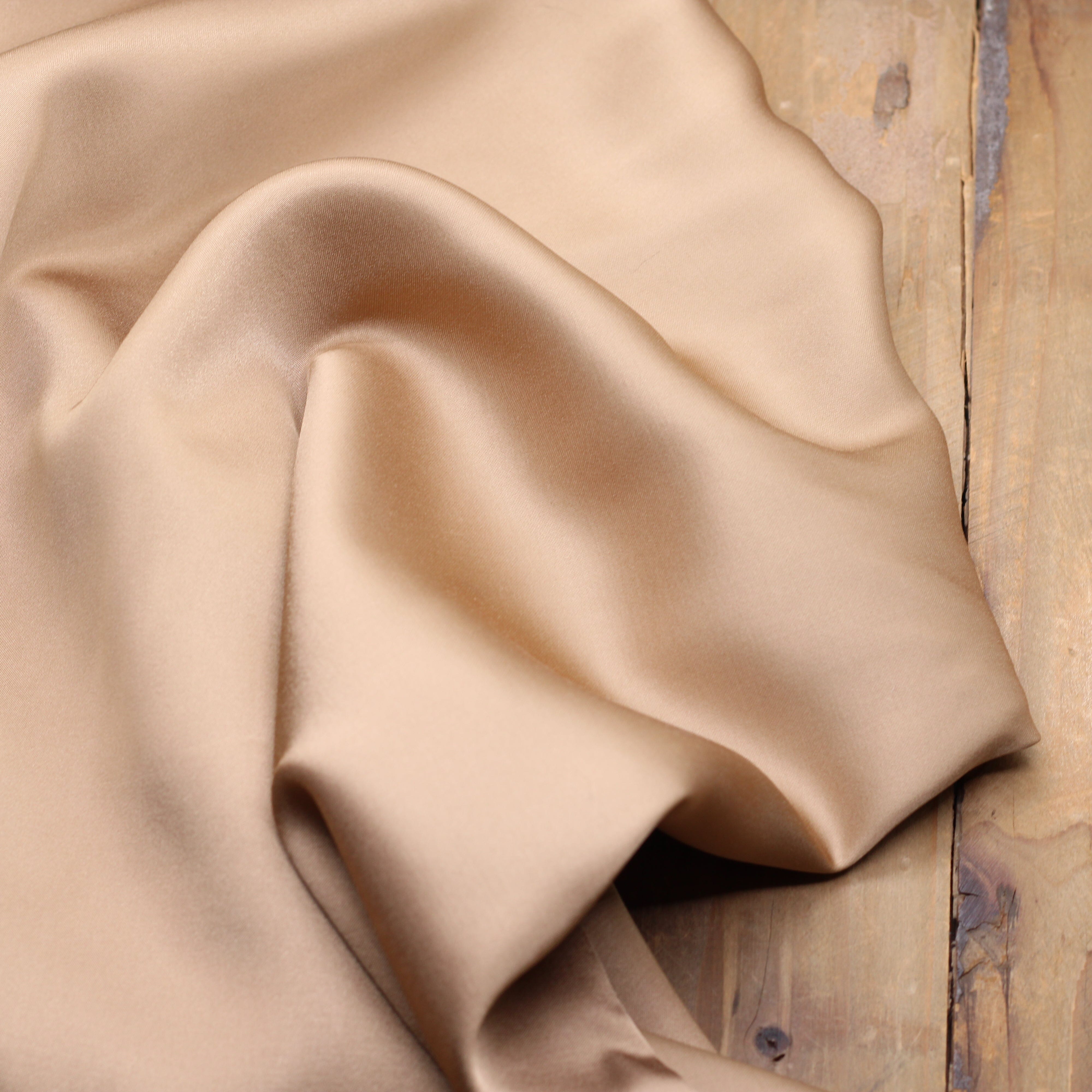 Tissu satin de viscose - Bronze (Vendu x10cm) Tissus Sélection Gaspard & Léonie | Gaspard et Léonie Tissus en ligne et Mercerie à Toulouse