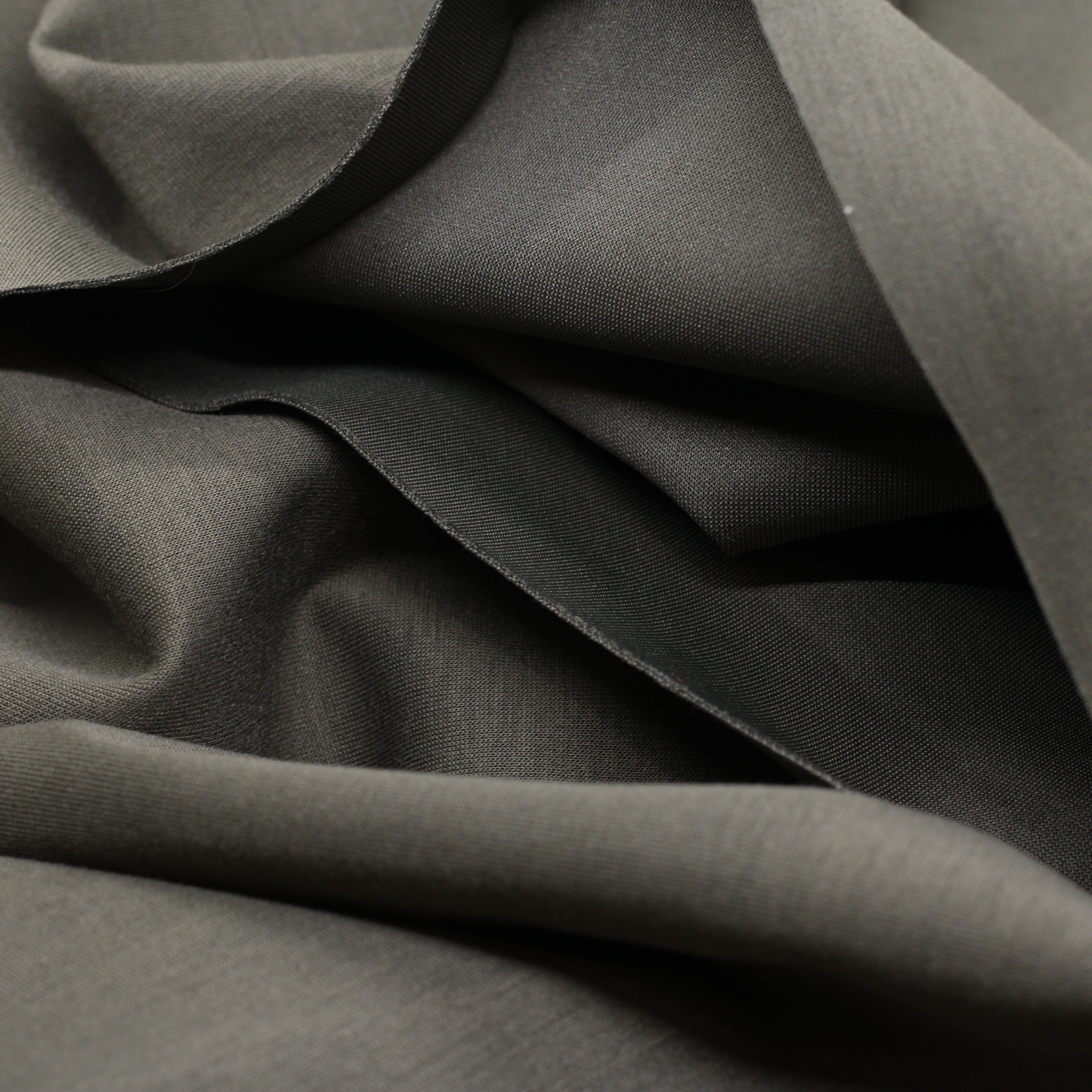 Tissu Scuba Modal uni - Kaki (Vendu x10cm) Tissus Sélection Gaspard & Léonie | Gaspard et Léonie Tissus en ligne et Mercerie à Toulouse