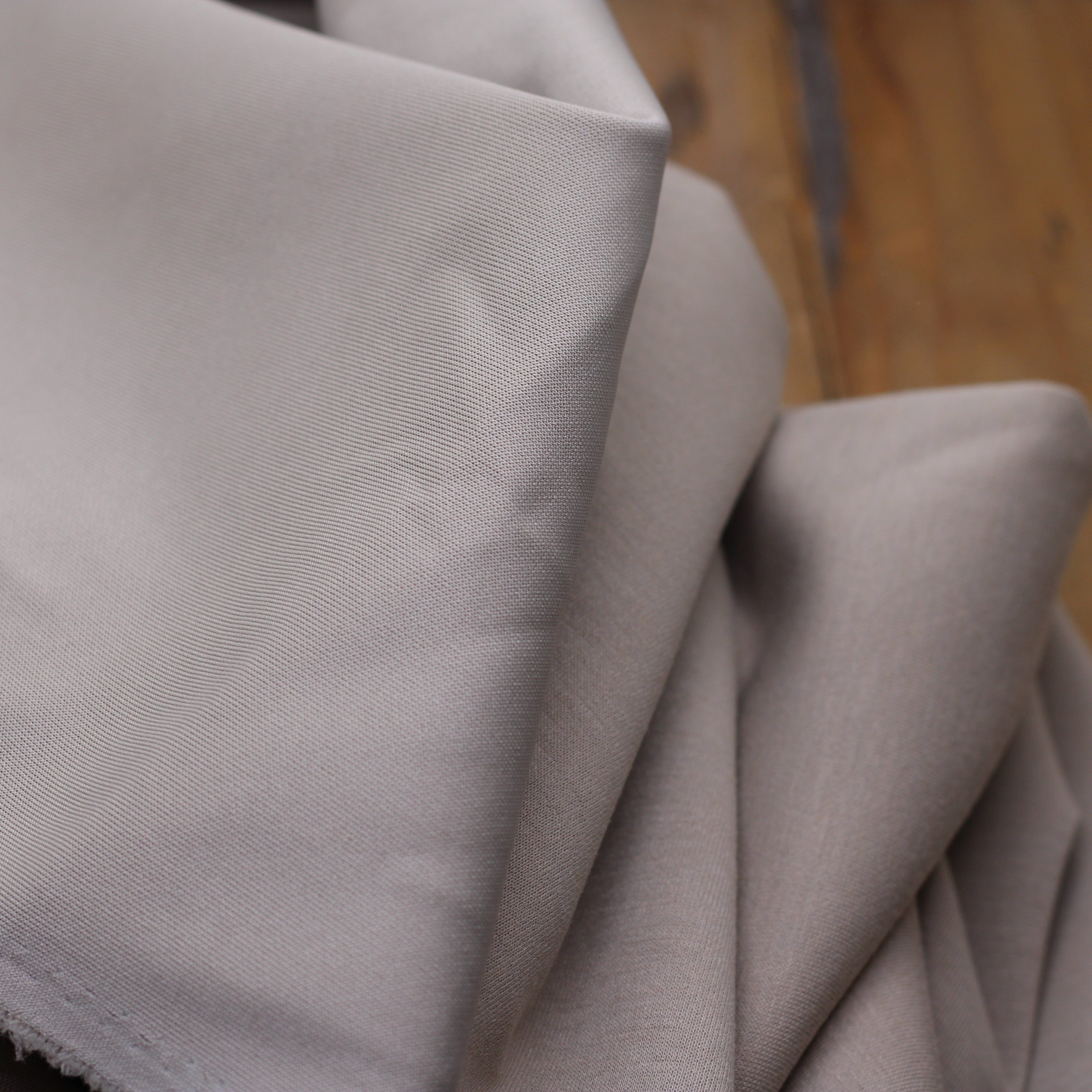 Tissu Scuba Modal uni - Sable (Vendu x10cm) Tissus Sélection Gaspard & Léonie | Gaspard et Léonie Tissus en ligne et Mercerie à Toulouse