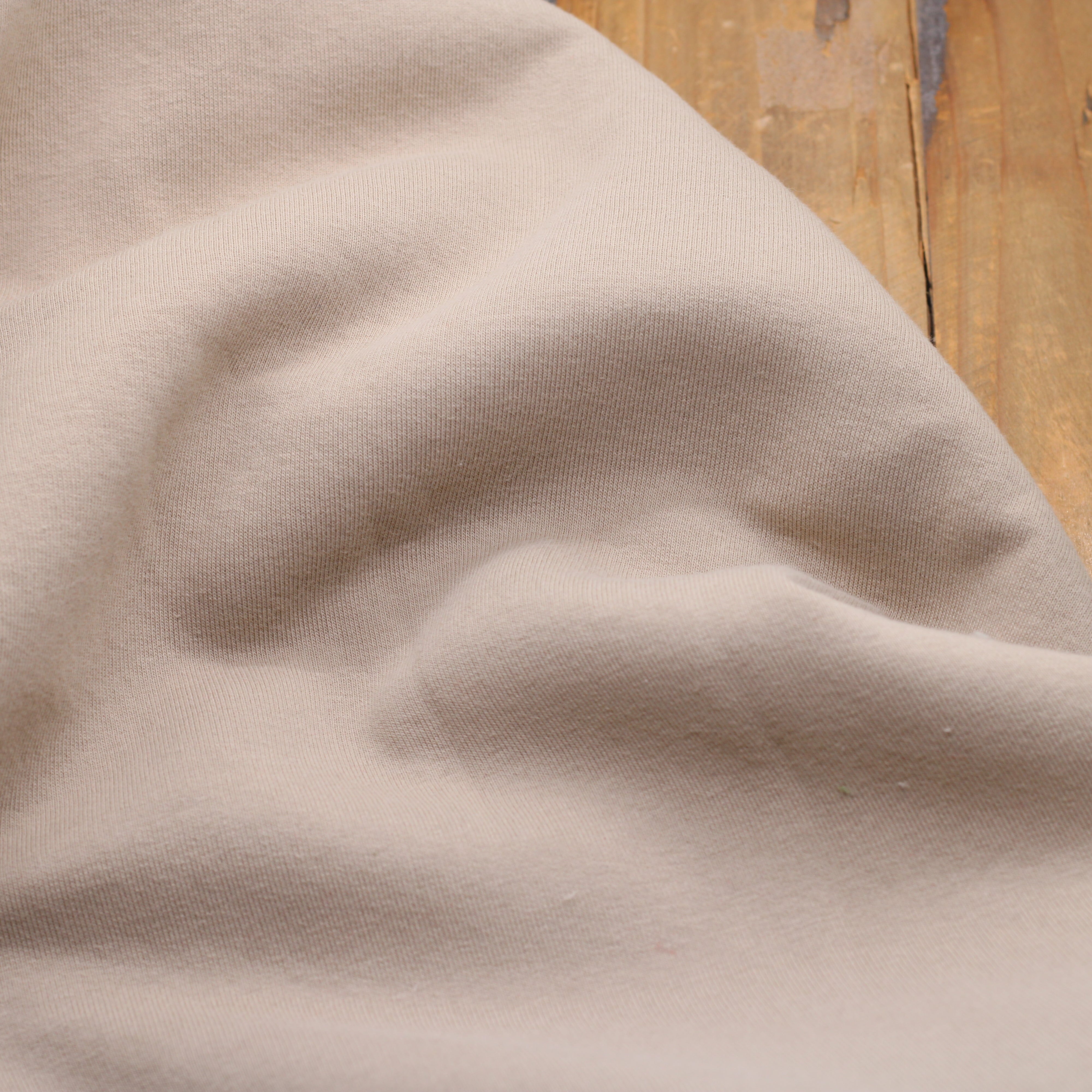 Tissu Sweat / Jogging - Beige (Vendu x10cm) Tissus Sélection Gaspard & Léonie | Gaspard et Léonie Tissus en ligne et Mercerie à Toulouse