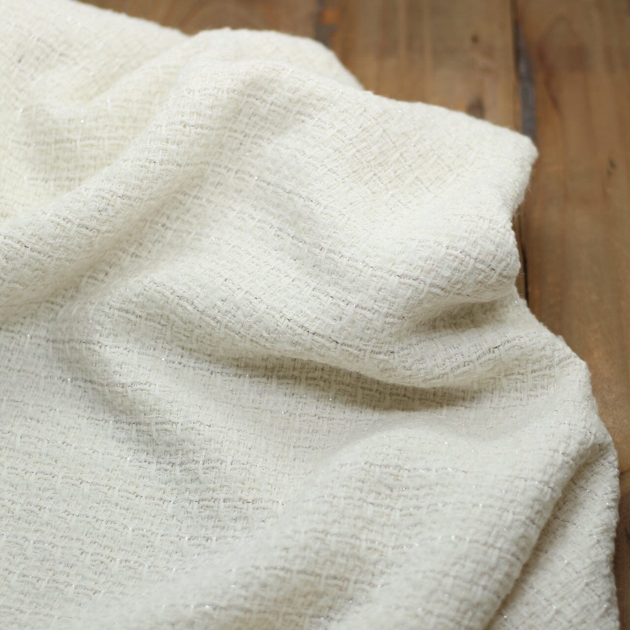 Tissu Tweed laine- COCO- Crème Lurex Argent (Vendu x10cm) Tissus Sélection Gaspard & Léonie | Gaspard et Léonie Tissus en ligne et Mercerie à Toulouse
