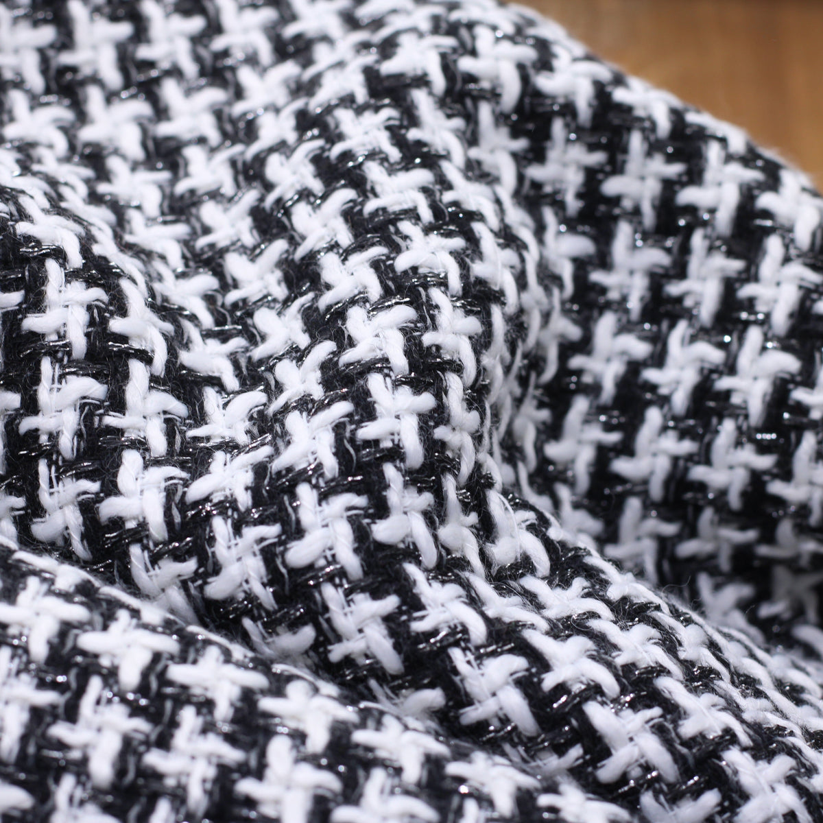 Tissu Tweed pied de poule - MONA - Noir/Argenté (Vendu x10cm) Tissus Sélection Gaspard & Léonie | Gaspard et Léonie Tissus en ligne et Mercerie à Toulouse