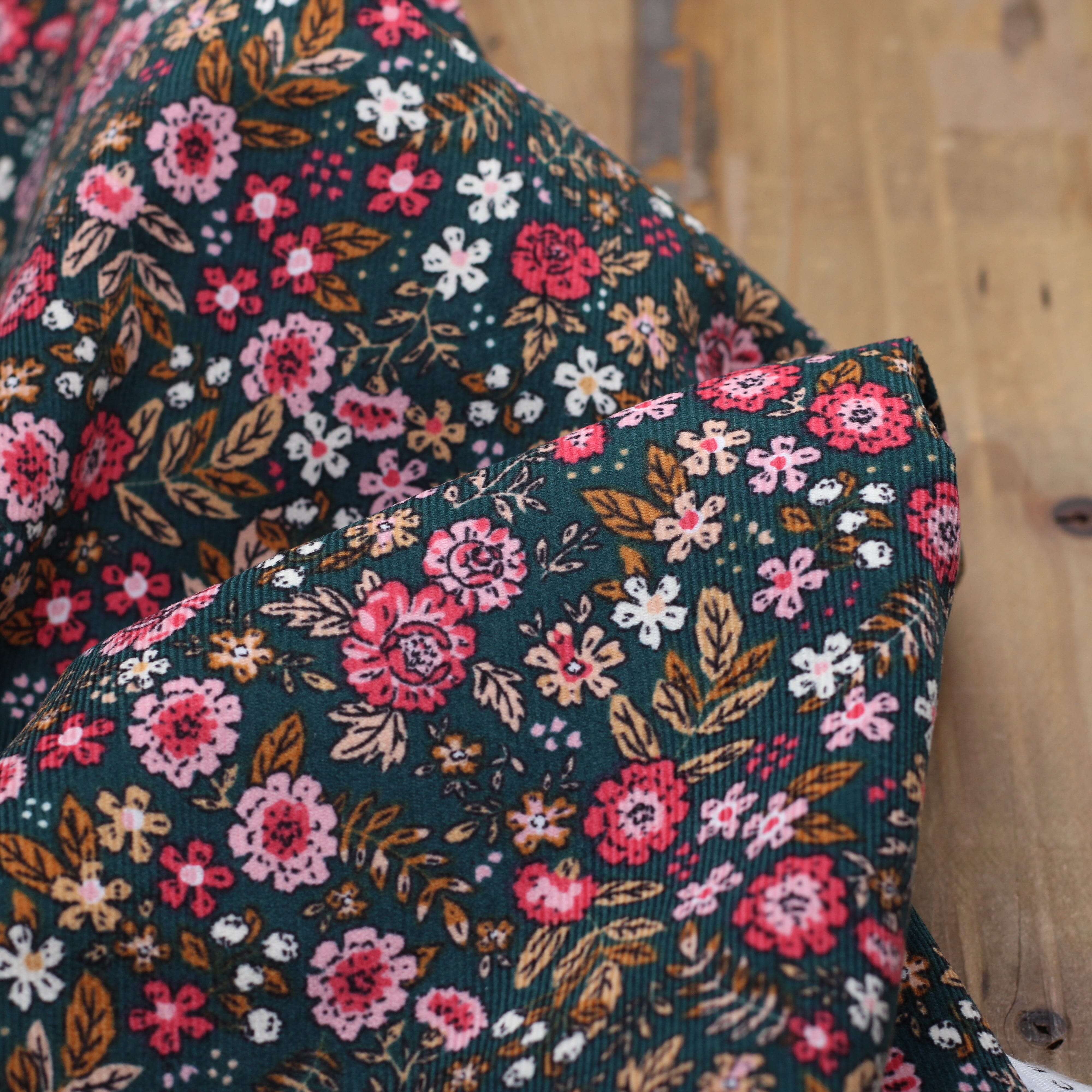 Tissu Velours milleraies - BARJAY - Gris/Vert (vendu x10cm) Tissus DOMOTEX | Gaspard et Léonie Tissus en ligne et Mercerie à Toulouse