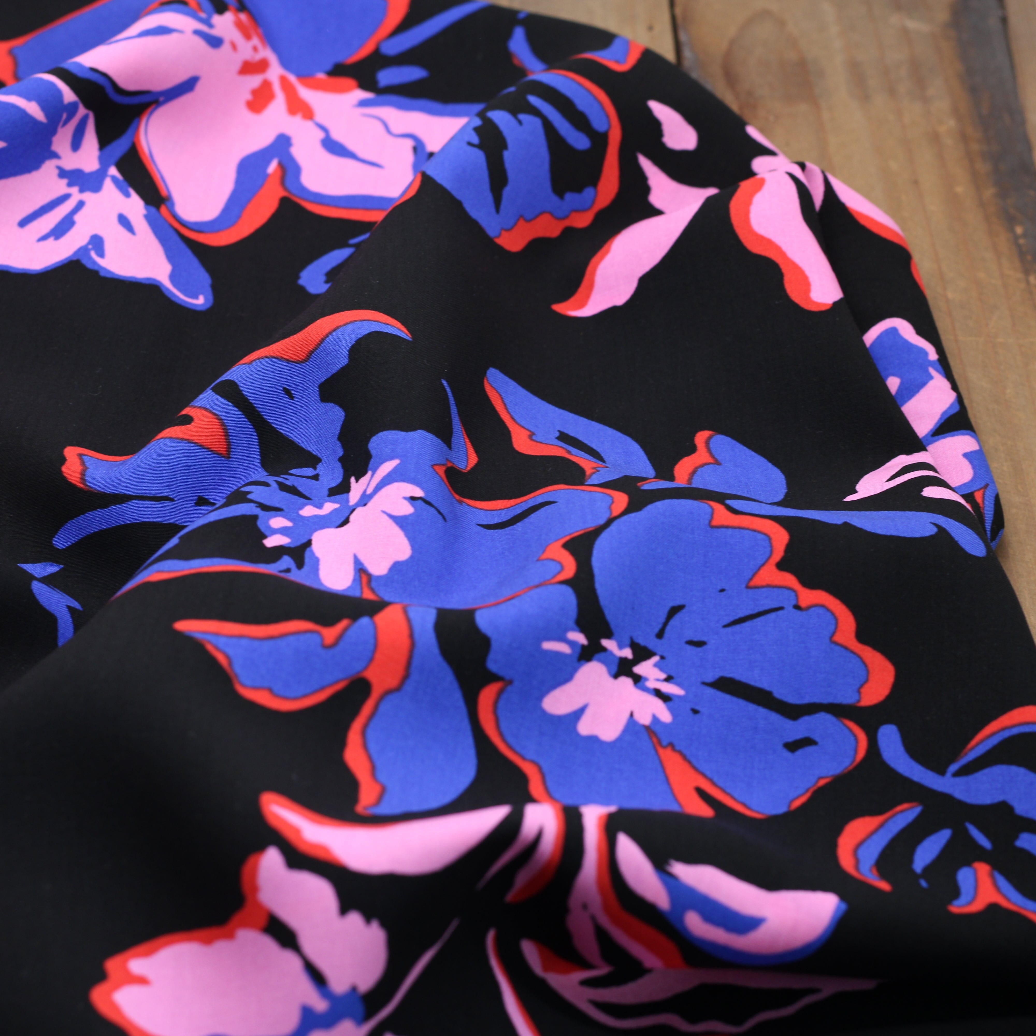 Tissu Viscose -AMBROSIA - Noir (vendu x10cm) Tissus Sélection Gaspard & Léonie | Gaspard et Léonie Tissus en ligne et Mercerie à Toulouse