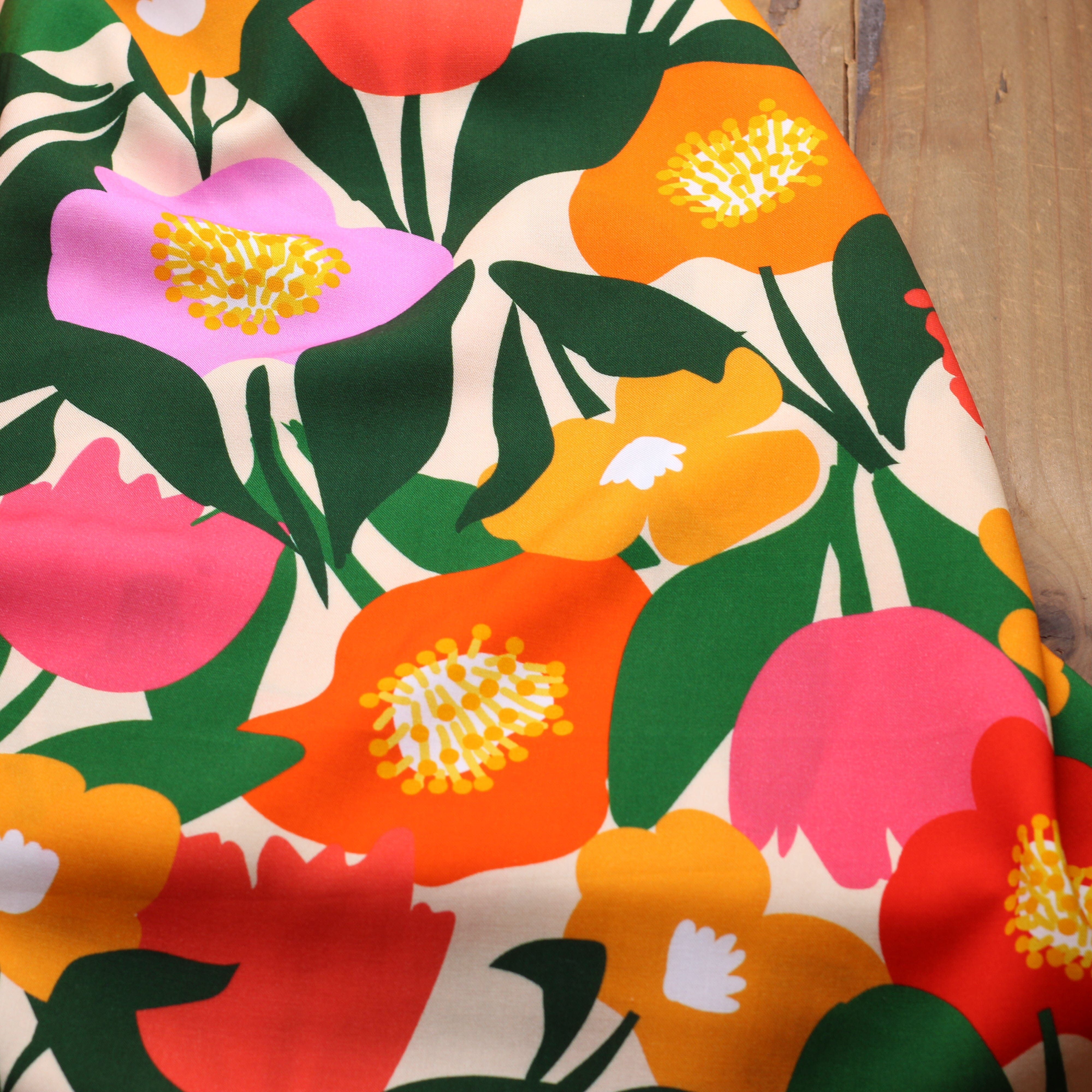 Tissu Viscose - BIGFLO Ecru rouge (Vendu par 10cm) (Copie) Tissus Sélection Gaspard & Léonie | Gaspard et Léonie Tissus en ligne et Mercerie à Toulouse