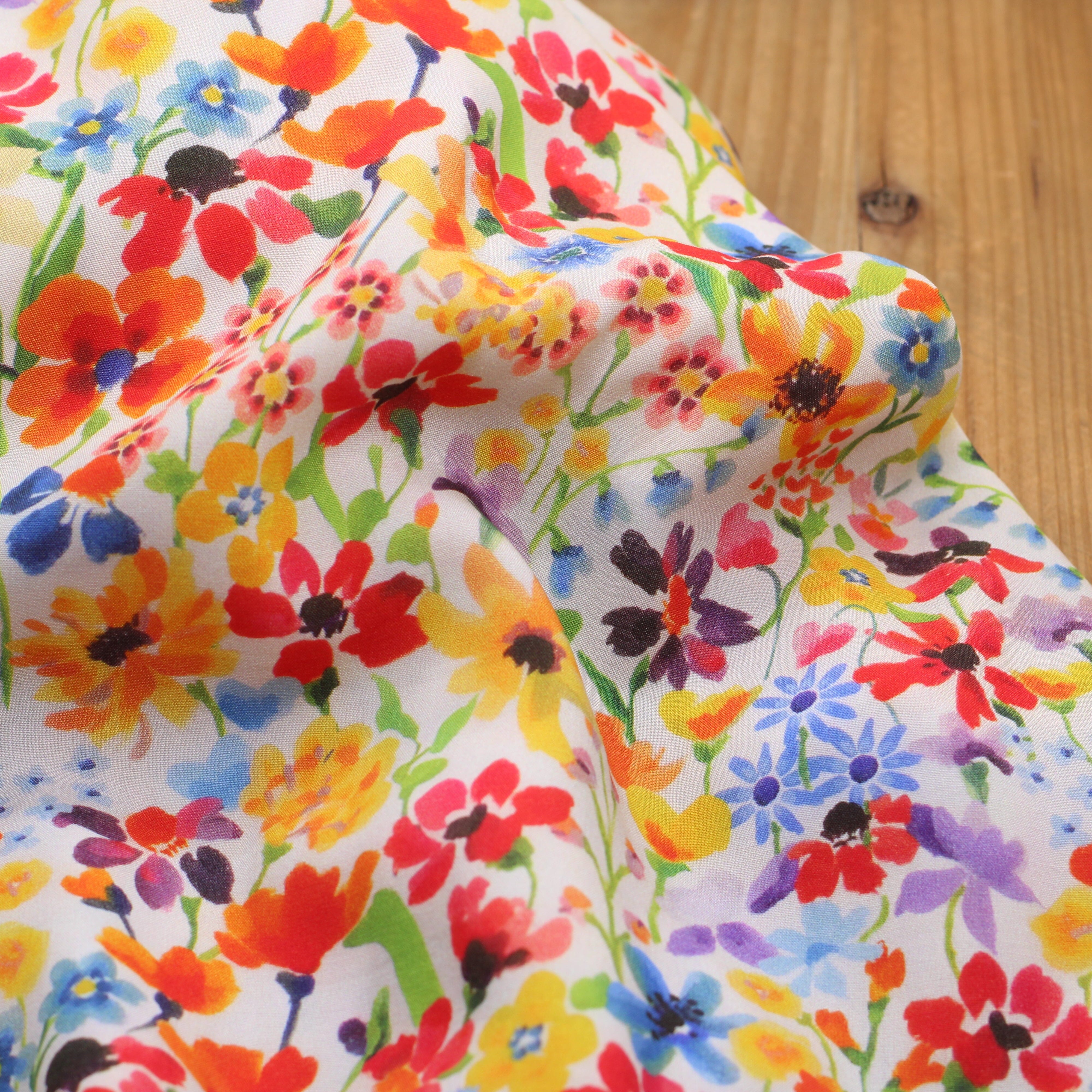 Tissu Viscose Fleuri - YANA - Jaune (vendu x10cm) Tissus Sélection Gaspard & Léonie | Gaspard et Léonie Tissus en ligne et Mercerie à Toulouse