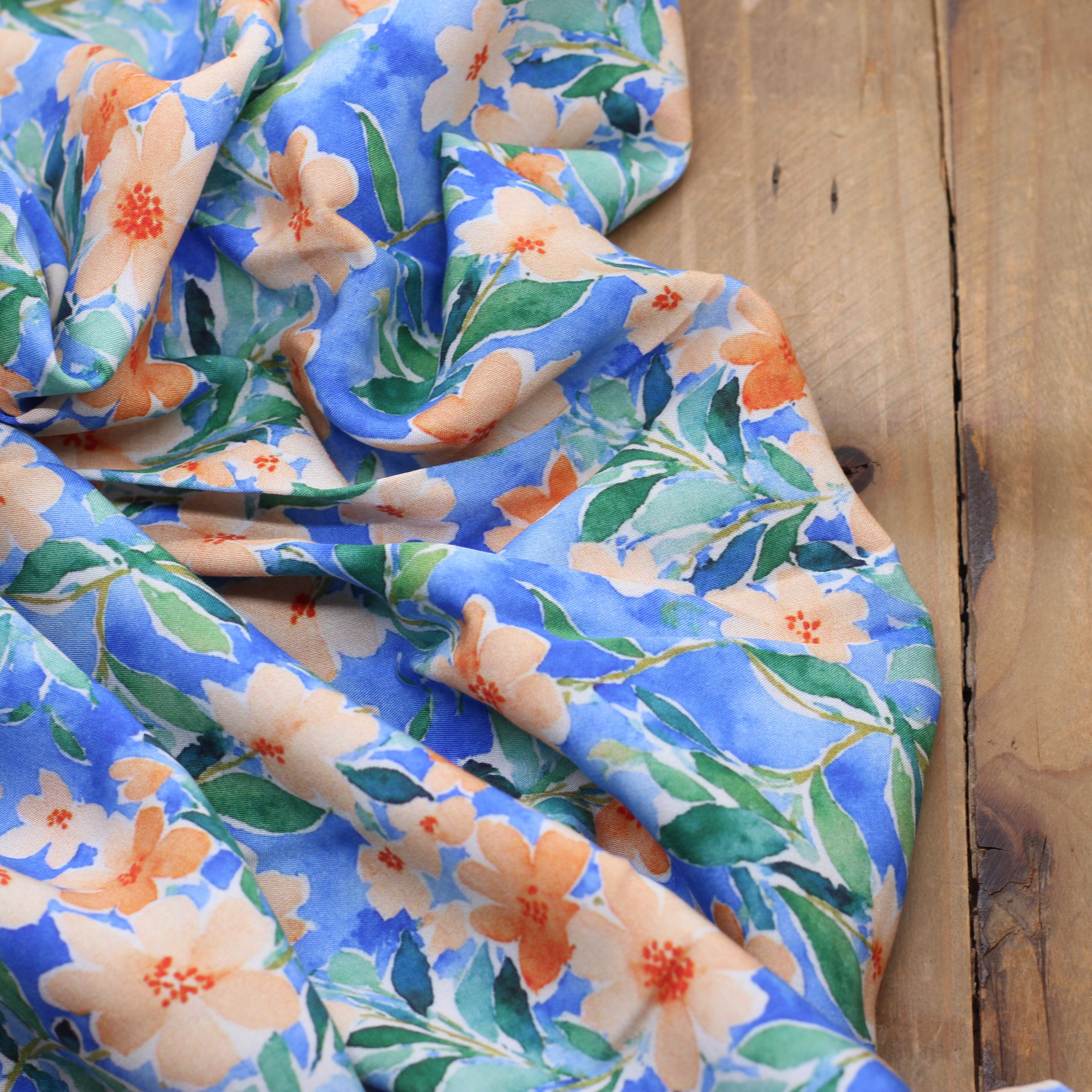 Tissu Viscose - FLOWERS - Bleu (vendu x10cm) Tissus Sélection Gaspard & Léonie | Gaspard et Léonie Tissus en ligne et Mercerie à Toulouse