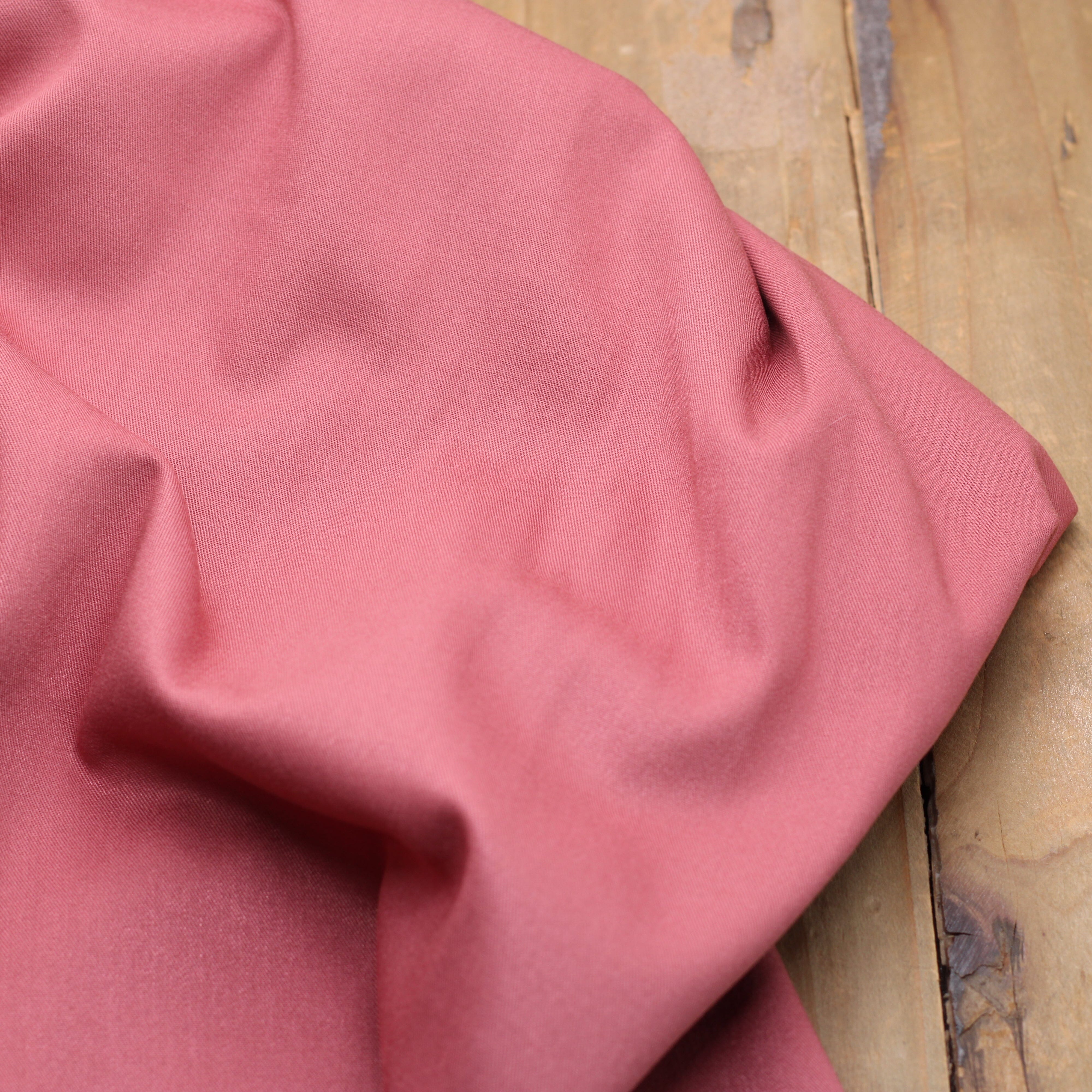 Tissu Viscose Stretch uni - Terra (Vendu x10cm) Tissus Sélection Gaspard & Léonie | Gaspard et Léonie Tissus en ligne et Mercerie à Toulouse