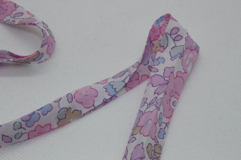 Biais Liberty BETSY- Rose Buvard 20mm (vendu x10cm) - L'atelier de Gaspard et Léonie