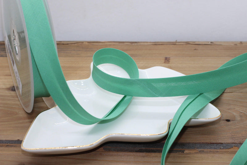 Biais Polycoton uni COL:42 20mm Vert (Vendu x10cm) - L'atelier de Gaspard et Léonie