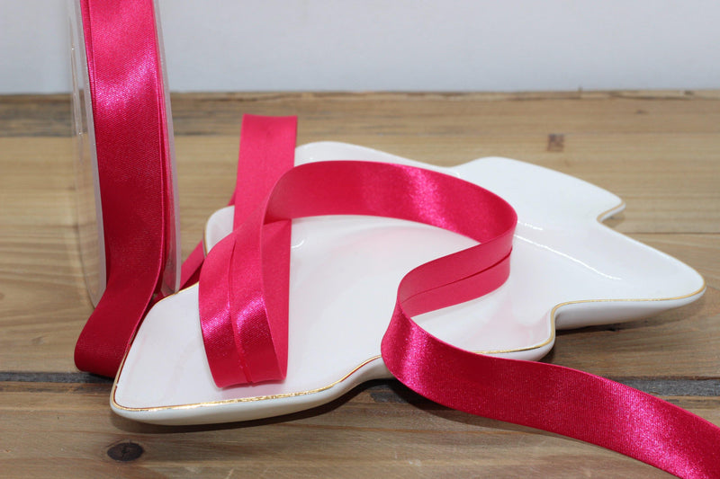 Biais Satin uni COL:8806 18mm Framboise (Vendu x10cm) - L'atelier de Gaspard et Léonie