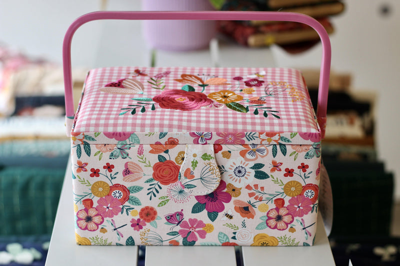 Boite à couture Moyen Modèle -Folk Rose Brodée (MM) Mercerie Sélection Gaspard & Léonie | Gaspard et Léonie Tissus Mercerie Toulouse