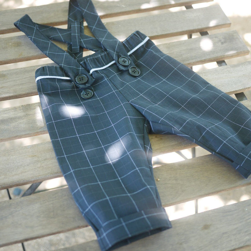 BRIGHTON Enfant Pantalon/Short à bretelles patron de couture pochette Patron de couture Ikatee | Gaspard et Léonie Tissus Mercerie Toulouse