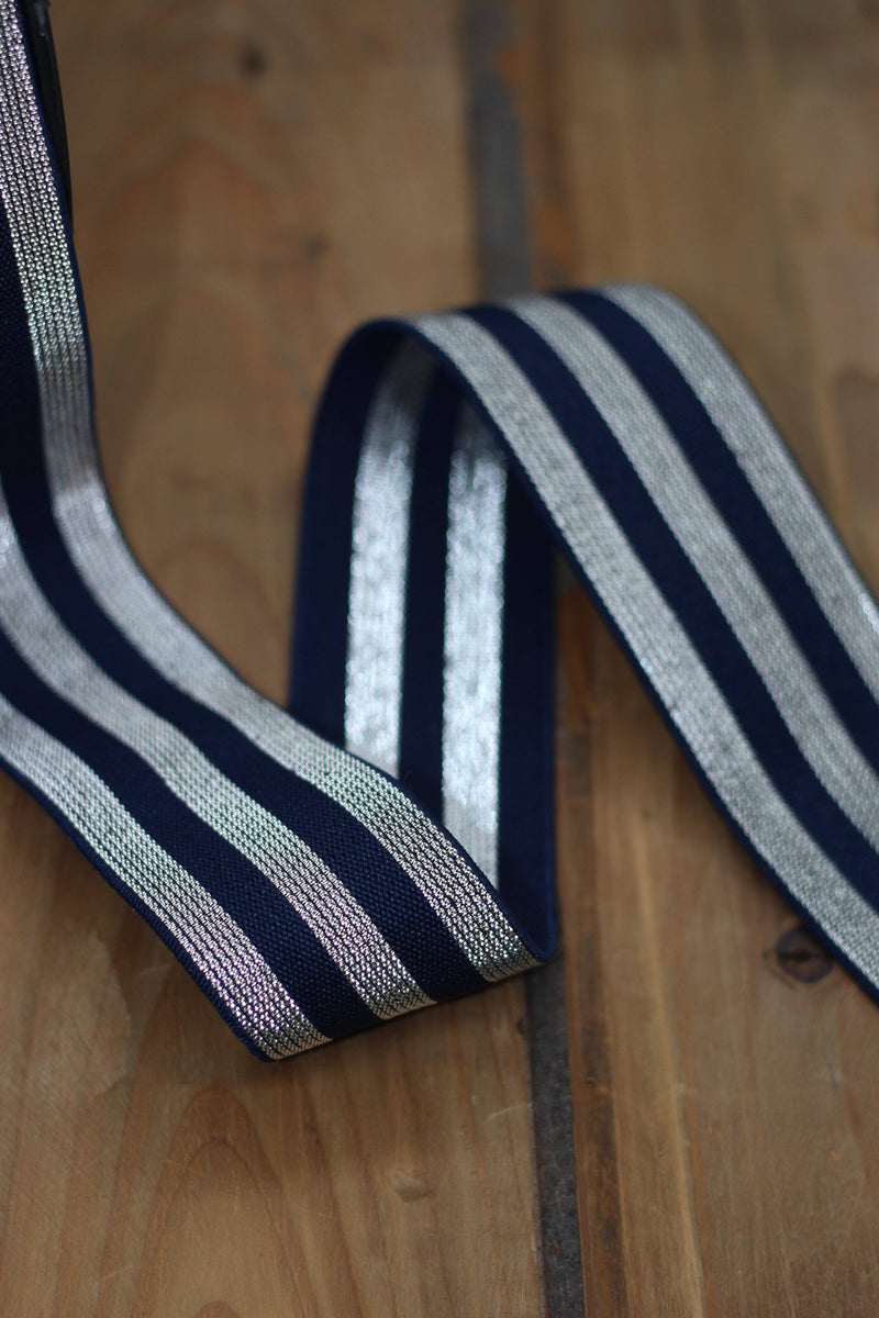 Elastique Large Lurex Stripe Marine / Argent (Vendu x10cm) Mercerie Sélection Gaspard & Léonie | Gaspard et Léonie Tissus Mercerie Toulouse