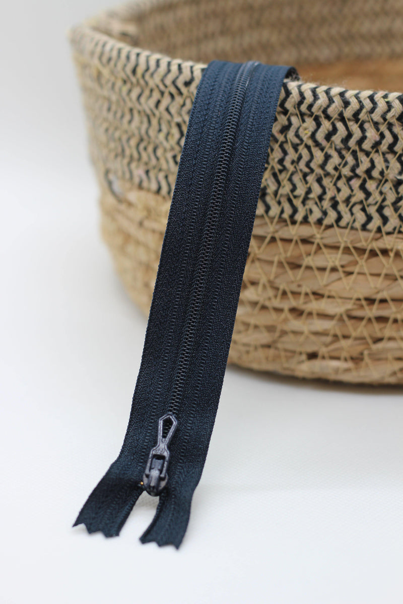 Fermeture Eclair Spirale Marine foncé- Non Séparable Z51 590 - L'atelier de Gaspard et Léonie