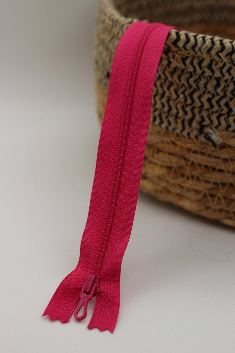 Fermeture Eclair Spirale Rose Fuschia- Non Séparable Z51 822 - L'atelier de Gaspard et Léonie