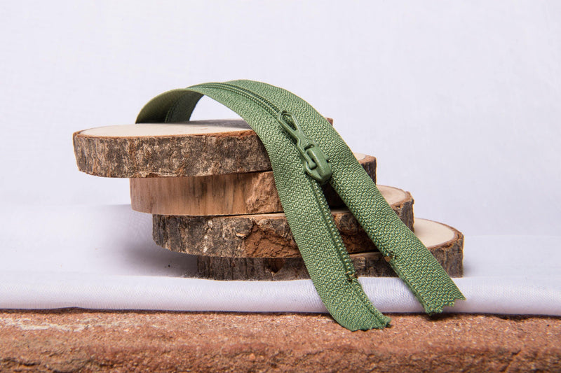 Fermeture Eclair Spirale VERT - Non Séparable Z51 775 - L'atelier de Gaspard et Léonie