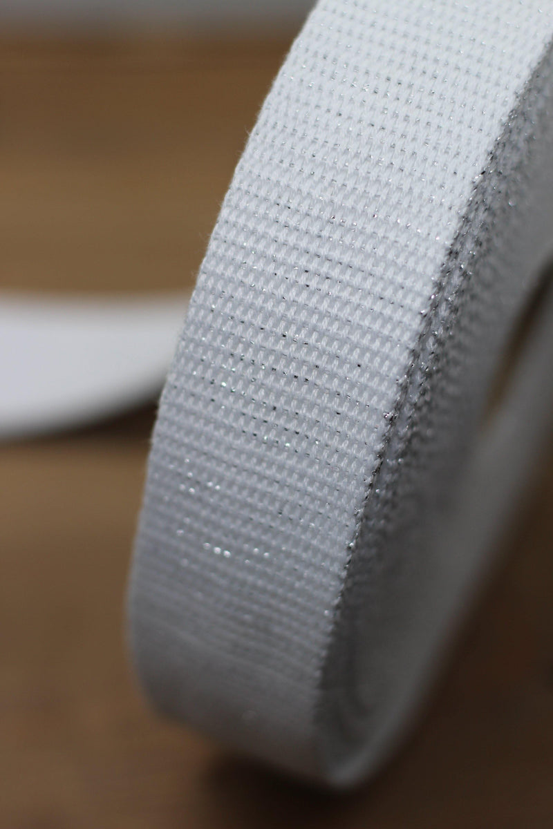Sangle Métallisée Blanc/Argent(Vendu x10cm) - L'atelier de Gaspard et Léonie