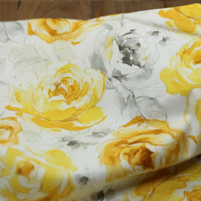Tissu coton - CABBAGE ROSES YELLOW- Michael MILLER Fabrics (vendu x10cm) Tissus Michael MILLER Fabrics | Gaspard et Léonie Tissus en ligne et Mercerie à Toulouse
