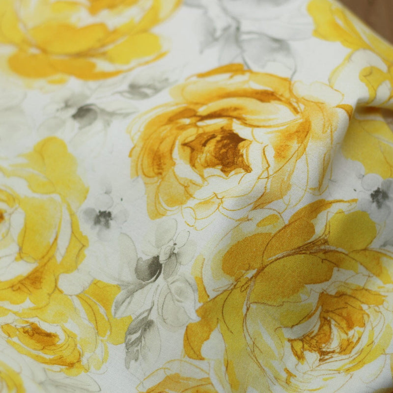 Tissu coton - CABBAGE ROSES YELLOW- Michael MILLER Fabrics (vendu x10cm) Tissus Michael MILLER Fabrics | Gaspard et Léonie Tissus en ligne et Mercerie à Toulouse