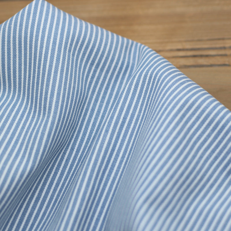 Tissu Coton Denim - Rayé - Bleu Indigo/blanc (Vendu x10cm) Tissus Sélection Gaspard & Léonie | Gaspard et Léonie Tissus en ligne et Mercerie à Toulouse