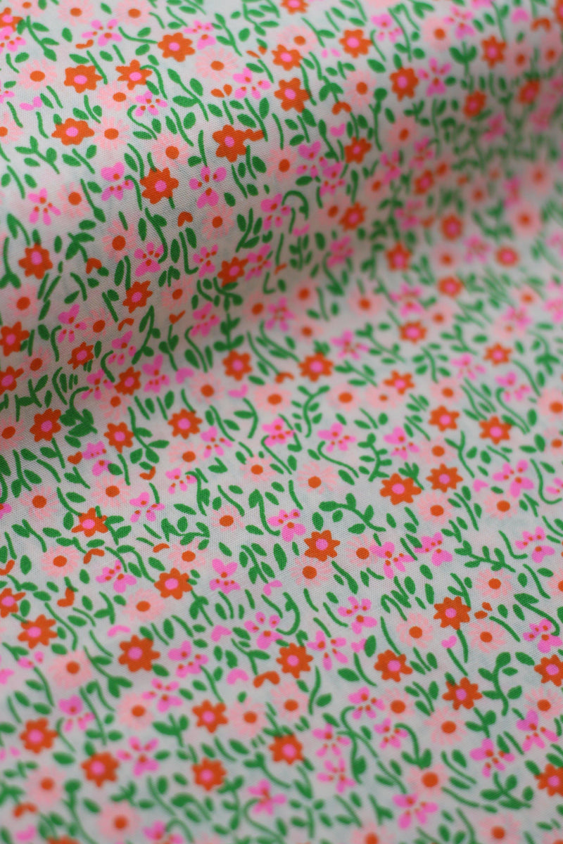 Tissu coton FLOWER POWER Rose (Vendu X10cm) Tissus PETIT PAN | Gaspard et Léonie Tissus Mercerie Toulouse