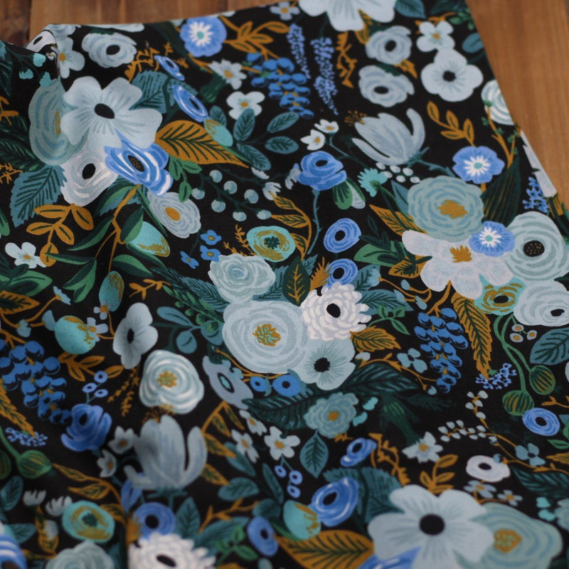 Tissu coton - GARDEN PARTY - Rose blue (vendu x10cm) Tissus Rifle Paper Co | Gaspard et Léonie Tissus en ligne et Mercerie à Toulouse