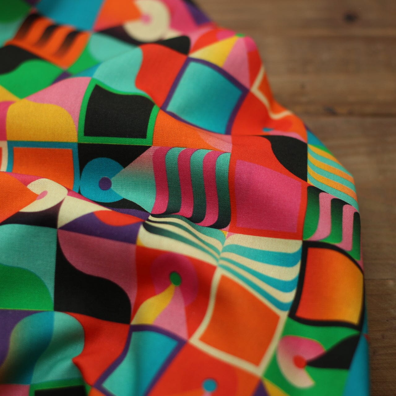 Tissu coton GRAPHIQUE - Multicolore (Vendu x10cm) Tissus Sélection Gaspard & Léonie | Gaspard et Léonie Tissus en ligne et Mercerie à Toulouse