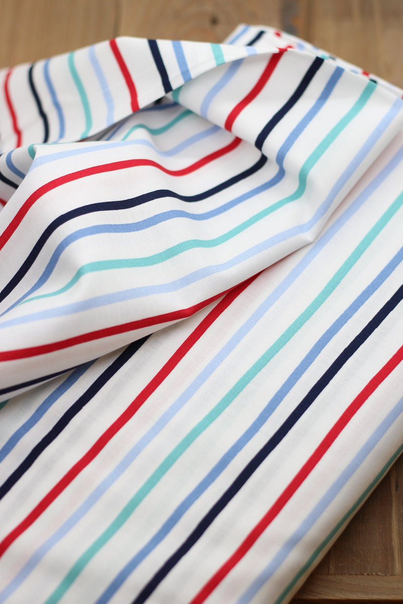 Tissu coton Popeline - rayé Vagues blanc (Vendu x10cm) Tissus Sélection Gaspard & Léonie | Gaspard et Léonie Tissus Mercerie Toulouse