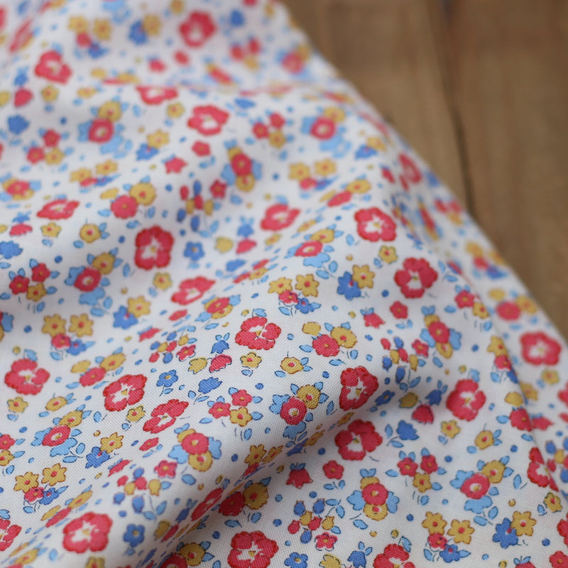 Tissu Coton - SEASIDE BLOSSOM- Liberty Fabrics (Vendu x10cm) Tissus LIBERTY Fabrics | Gaspard et Léonie Tissus en ligne et Mercerie à Toulouse