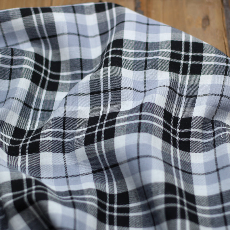 Tissu Coton TARTAN - Noir (Vendu x10cm) Tissus Sélection Gaspard & Léonie | Gaspard et Léonie Tissus en ligne et Mercerie à Toulouse