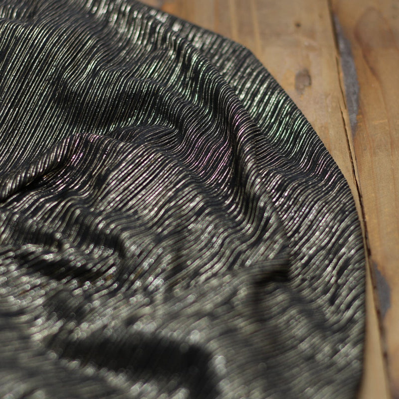 Tissu Crêpe Stripe xs Gold - Noir (Vendu x10cm) Tissus Sélection Gaspard & Léonie | Gaspard et Léonie Tissus en ligne et Mercerie à Toulouse