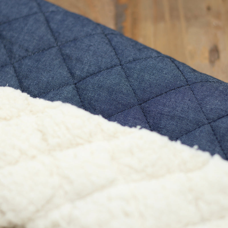 Tissu Denim Matelassé doublé Sherpa - Bleu (Vendu x10cm) REASSORT DEBUT OCTOBRE Tissus Sélection Gaspard & Léonie | Gaspard et Léonie Tissus en ligne et Mercerie à Toulouse
