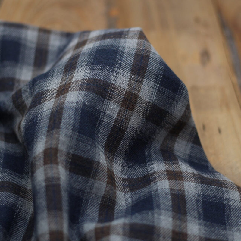 Tissu Flanelle TARTAN Viyella Scotch - Blue & Choco (Vendu x10cm) Tissus katia Fabrics | Gaspard et Léonie Tissus en ligne et Mercerie à Toulouse