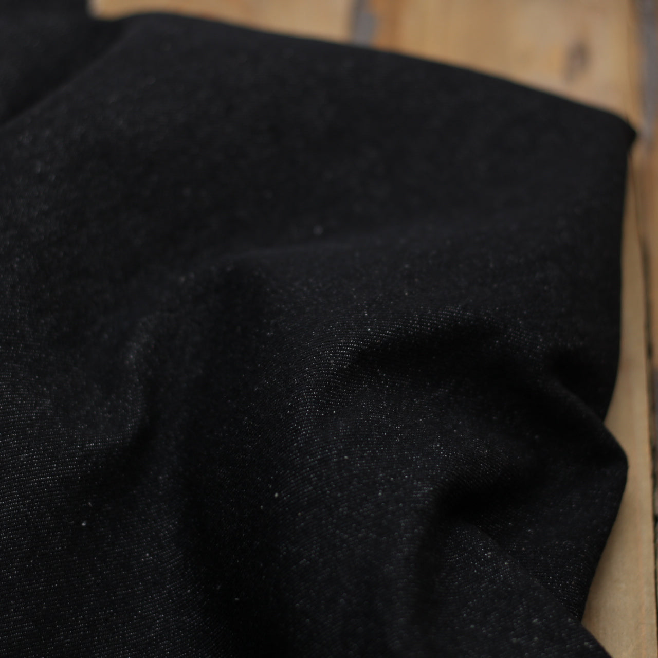 Tissu Jean - Noir (Vendu x10cm) Tissus Sélection Gaspard & Léonie | Gaspard et Léonie Tissus en ligne et Mercerie à Toulouse