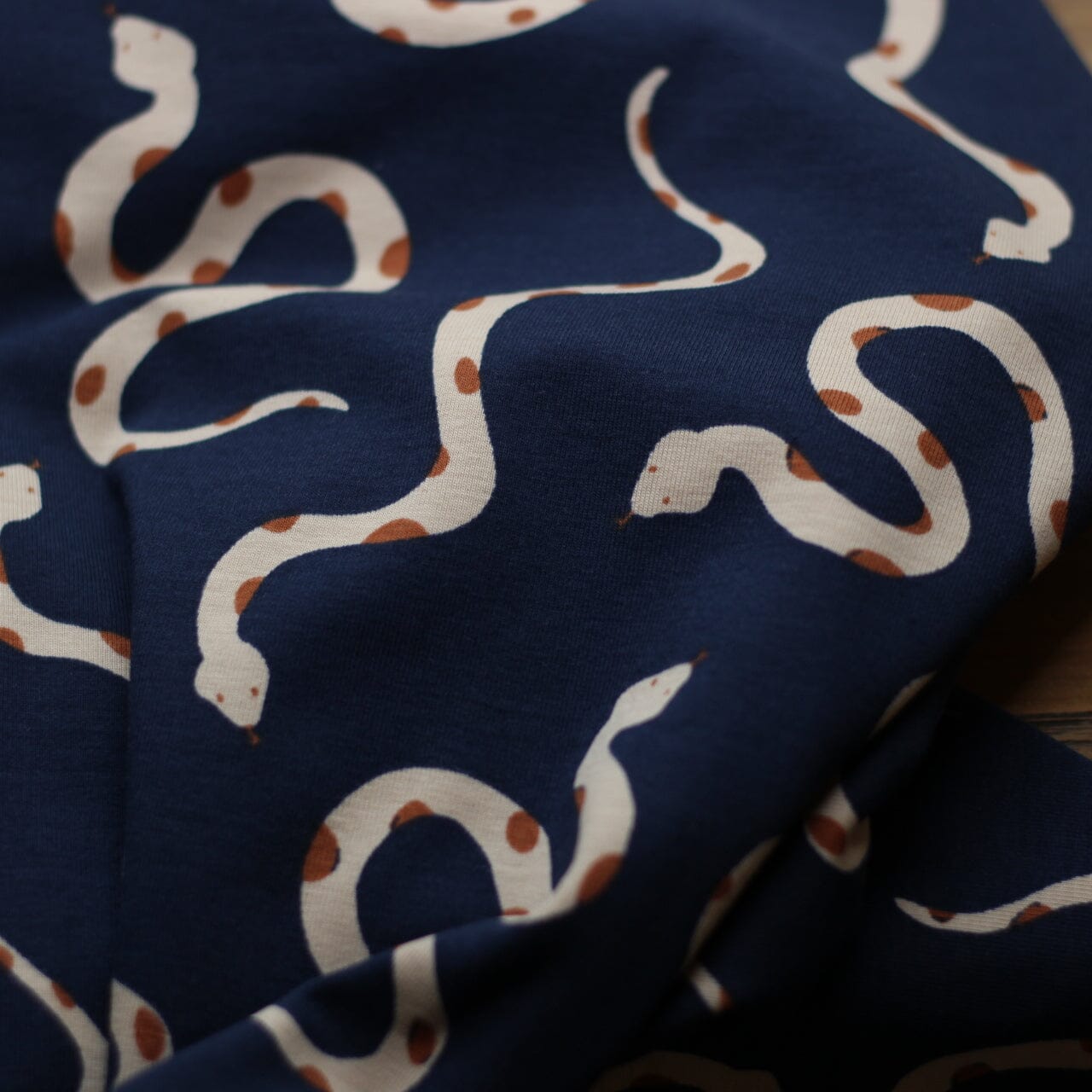 Tissu Jersey de coton - SNAKES - Marine - Poppy Designed for You (Vendu x10cm) Tissus POPPY Designed For You | Gaspard et Léonie Tissus en ligne et Mercerie à Toulouse