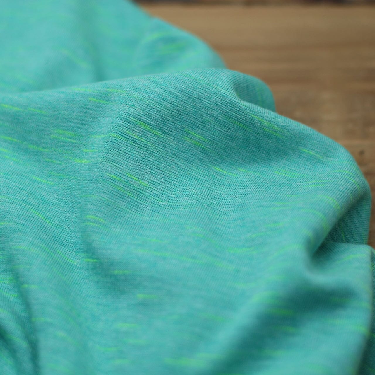 Tissu Jersey de coton/Viscose - Vert turquoise chiné fluo - RICO DESIGN (Vendu x10cm) Tissus Rico Design | Gaspard et Léonie Tissus en ligne et Mercerie à Toulouse