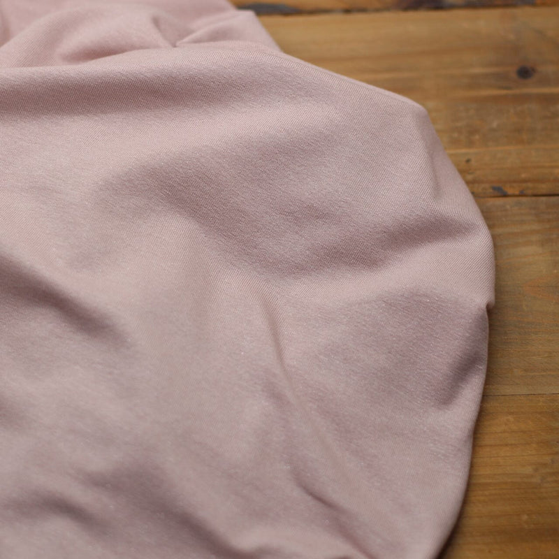 Tissu Jersey de Viscose Uni - Rose nude Pailleté (Vendu x10cm) Tissus Sélection Gaspard & Léonie | Gaspard et Léonie Tissus en ligne et Mercerie à Toulouse