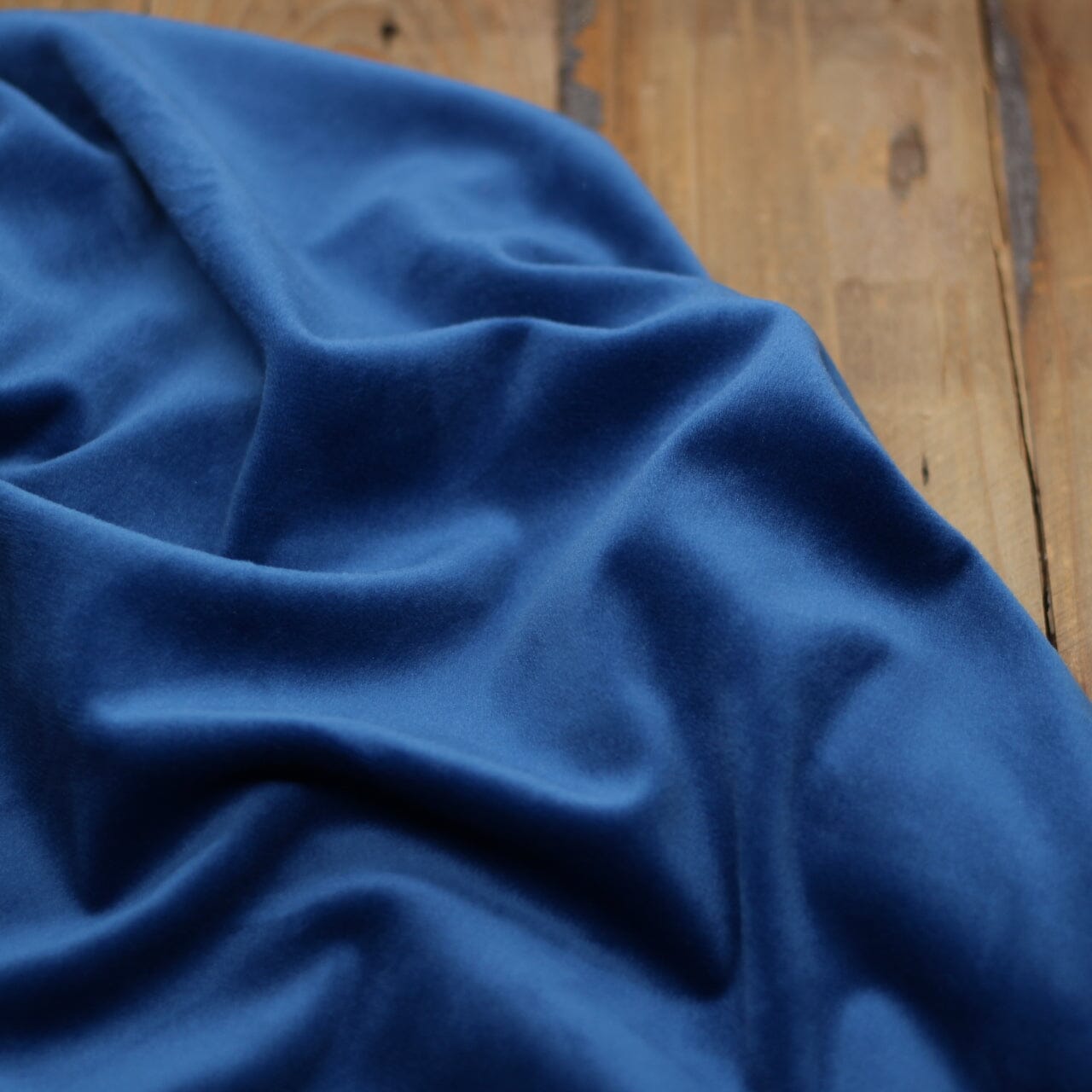 Tissu Jersey velours Ras - Bleu (Vendu x10cm) Tissus katia Fabrics | Gaspard et Léonie Tissus en ligne et Mercerie à Toulouse