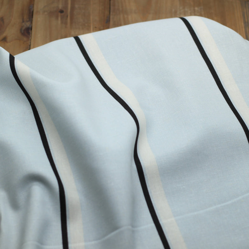 Tissu Lin viscose rayé - Blanc et Noir - Bleu ciel (Vendu x10cm) Tissus Sélection _FIBRE MOOD | Gaspard et Léonie Tissus en ligne et Mercerie à Toulouse