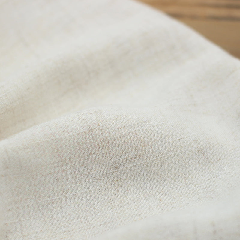 Tissu Lin Viscose Uni - Ecru Naturel (Vendu x10cm) Tissus Sélection Gaspard & Léonie | Gaspard et Léonie Tissus en ligne et Mercerie à Toulouse