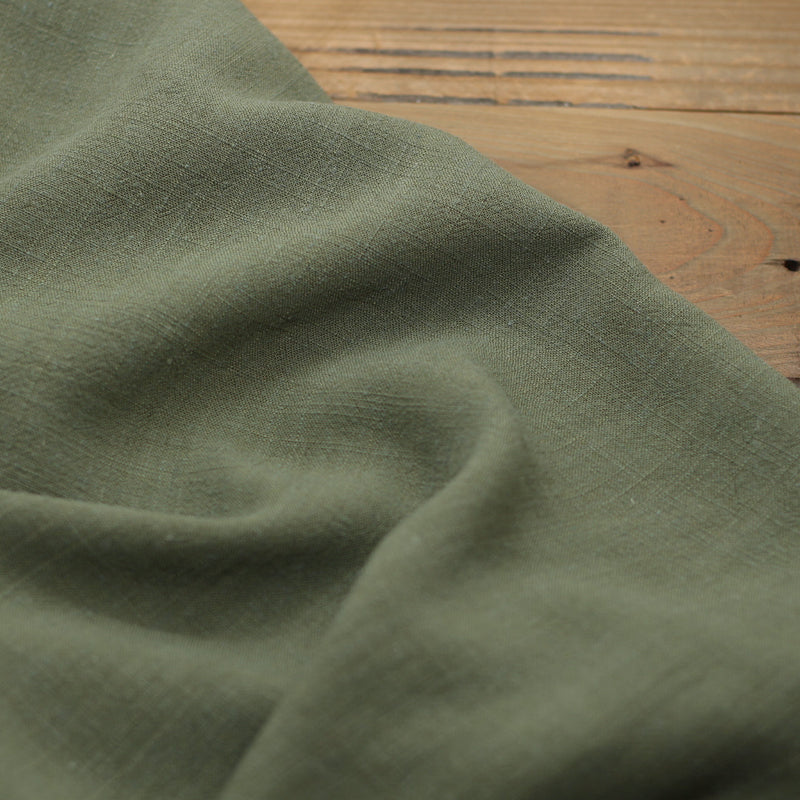 Tissu Lin viscose Uni - Kaki (Vendu x10cm) Tissus Sélection Gaspard & Léonie | Gaspard et Léonie Tissus en ligne et Mercerie à Toulouse