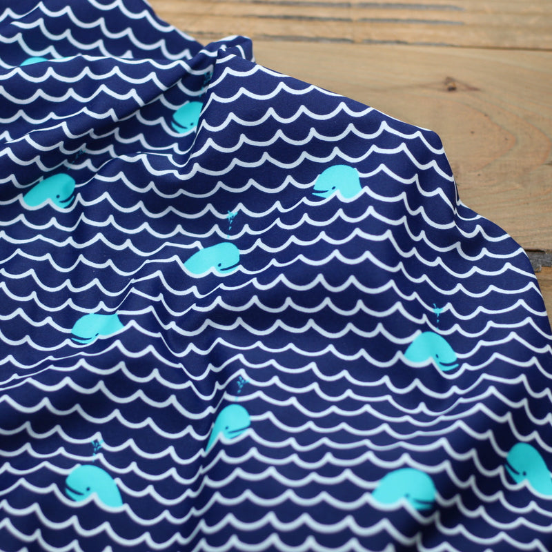 Tissu Lycra Maillot de Bain Imprimé - BALEINES (vendu x10cm) Tissus Sélection Gaspard & Léonie | Gaspard et Léonie Tissus en ligne et Mercerie à Toulouse