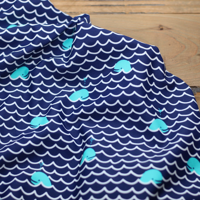 Tissu Lycra Maillot de Bain Imprimé - BALEINES (vendu x10cm) Tissus Sélection Gaspard & Léonie | Gaspard et Léonie Tissus en ligne et Mercerie à Toulouse