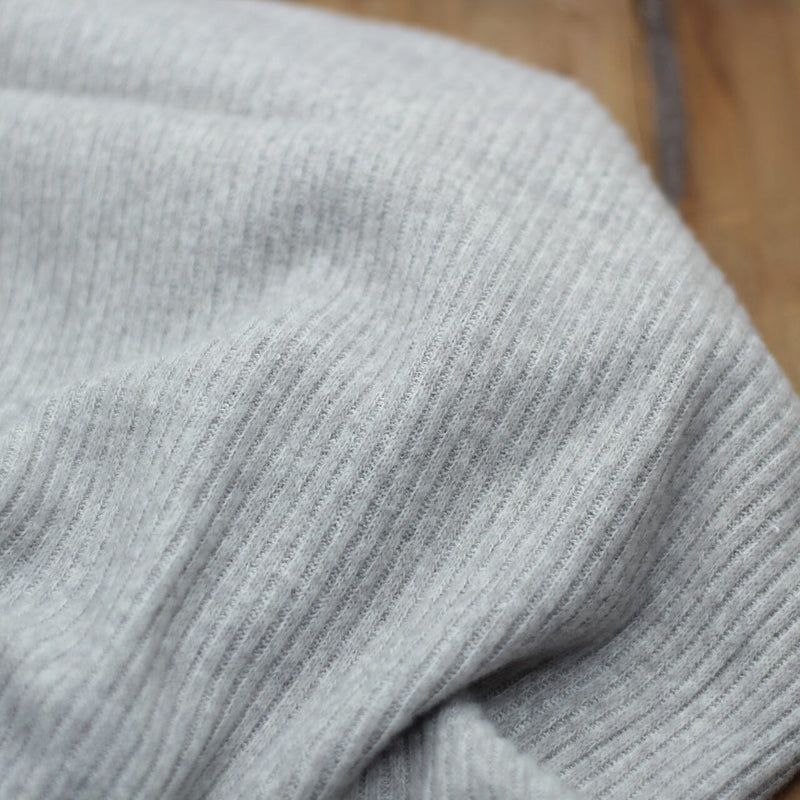 Tissu Maille cotelée Brossée - Gris perle (Vendu x10cm) Tissus katia Fabrics | Gaspard et Léonie Tissus en ligne et Mercerie à Toulouse