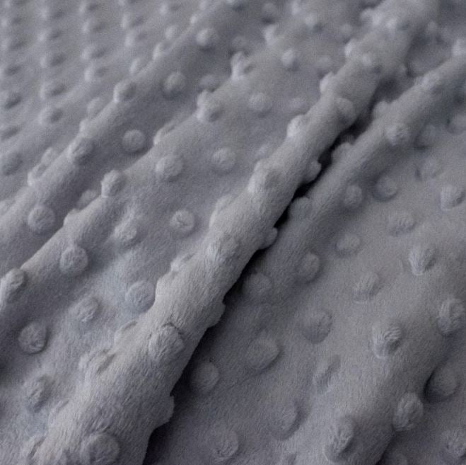 Tissu Polaire MINKY Gris Argent (Vendu x10cm) Tissus Sélection Gaspard & Léonie | Gaspard et Léonie Tissus en ligne et Mercerie à Toulouse